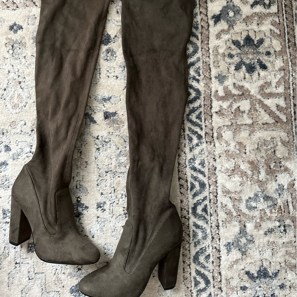 Aldo knee high heeled boots
